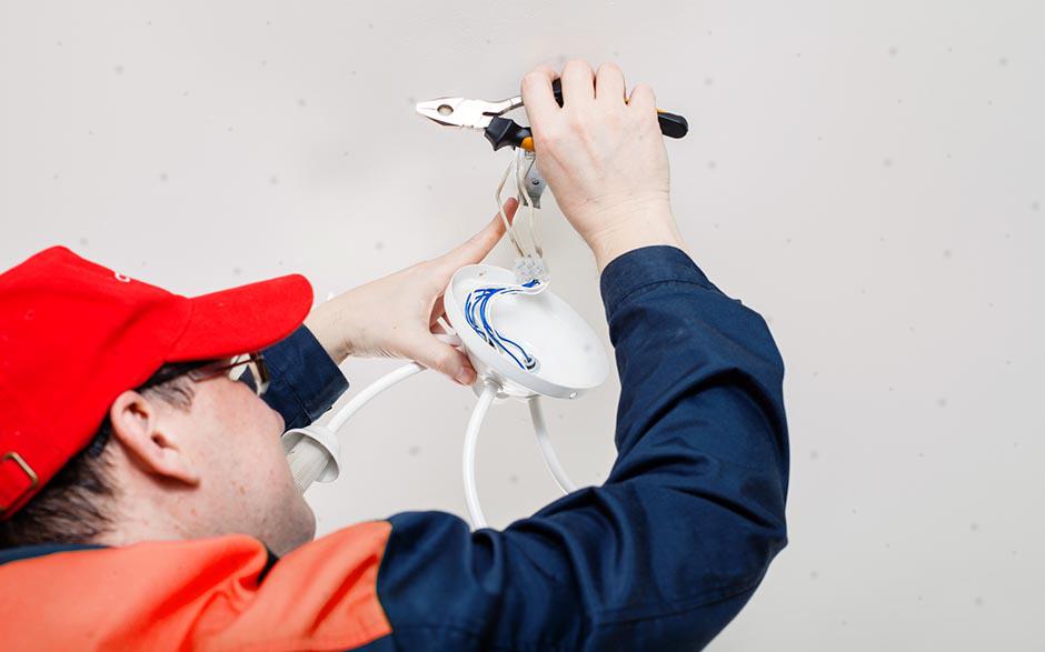 besoin d'un électricien Persan